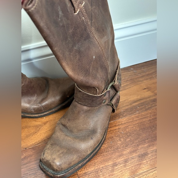 Frye Women's Harness 12R Brown Boots | Size 8 - Picture 5 of 10